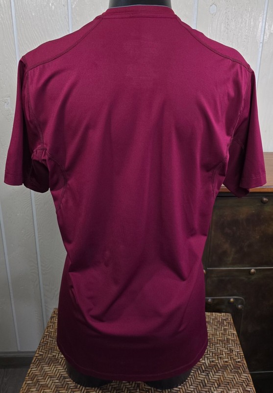 NikePro Combat Fitted Short Sleeve Maroon Activewear Top Shirt Sz M gallery