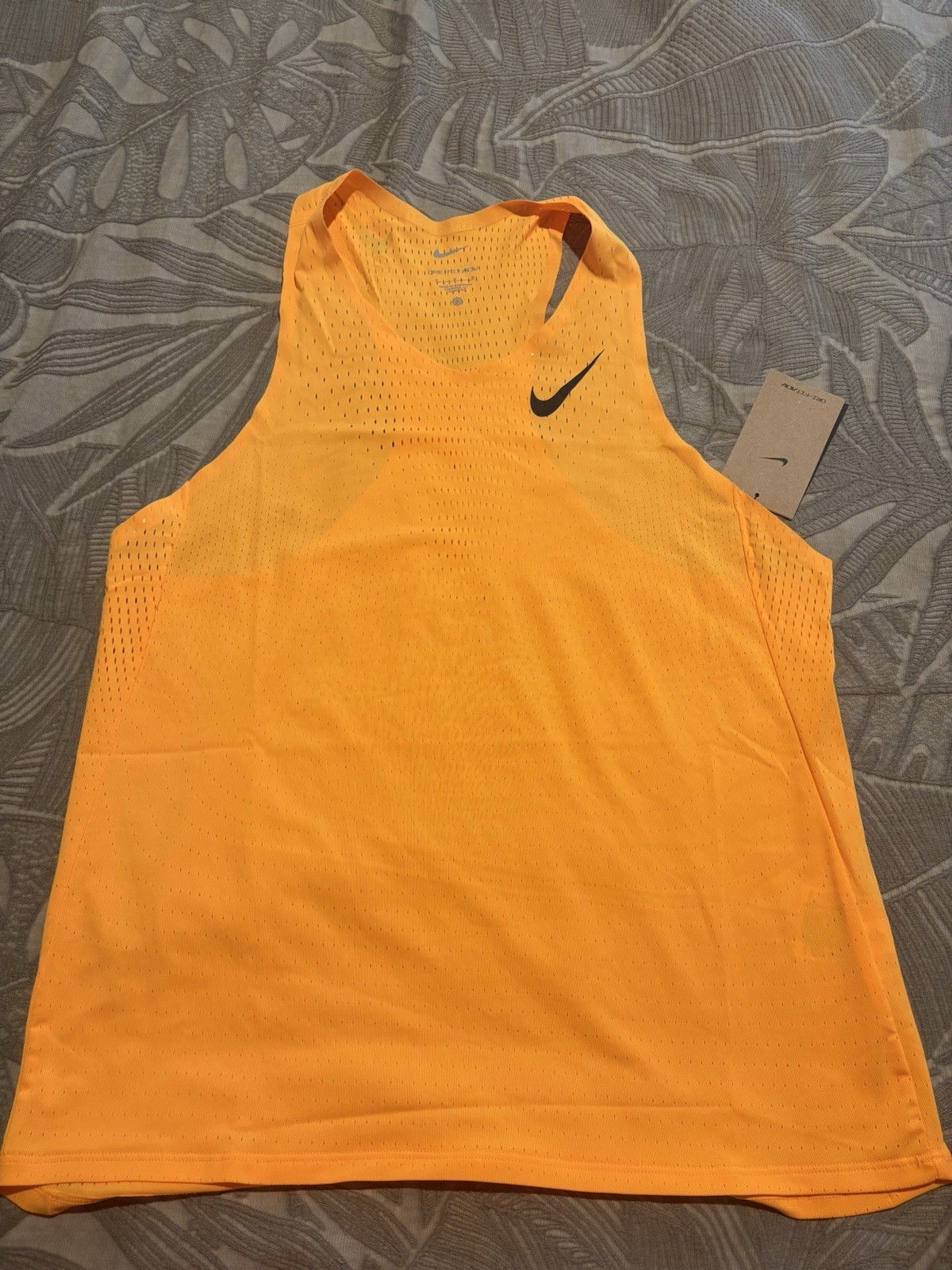 Nike Men's Dri-Fit ADV Stride Reflective Running Tank Top Sz Med gallery