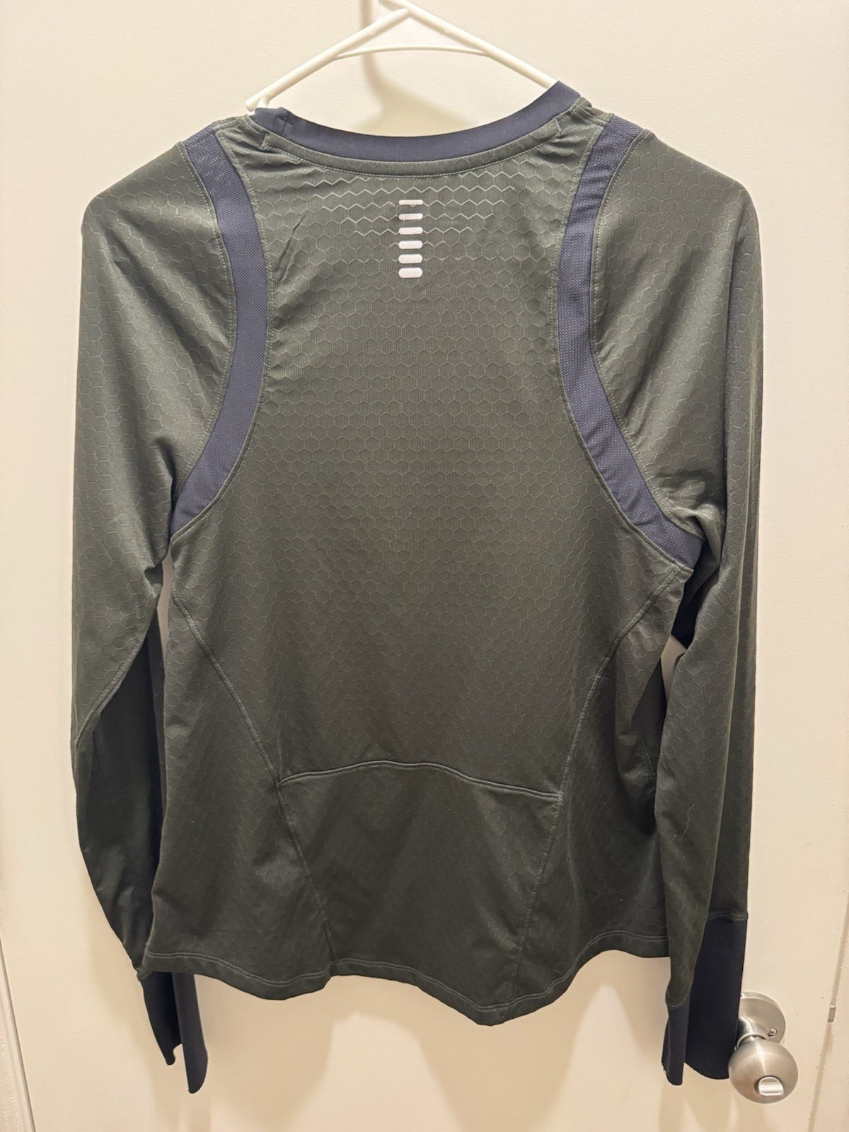 Under Armour HeatGear Compression Reflective LS Tee Men’s M Gray/Blue gallery