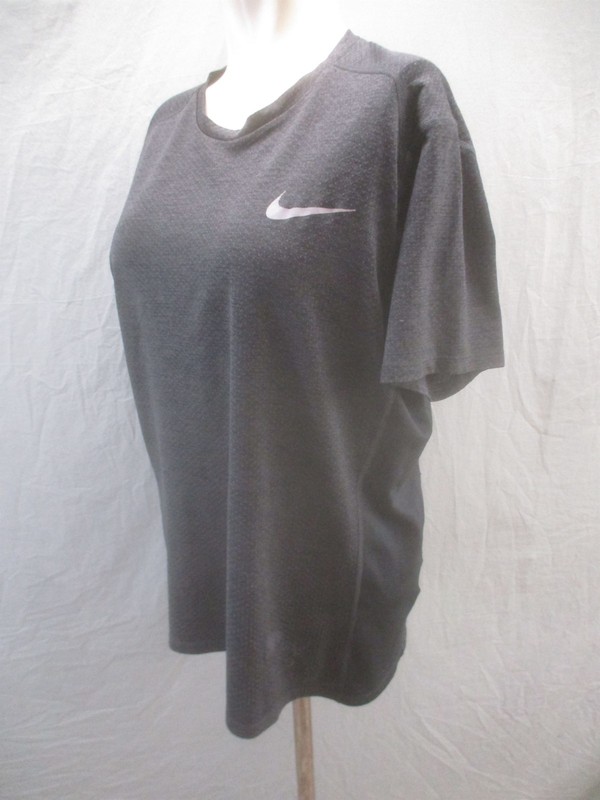 Nike Size L Men Gray Short Sleeve Crew Neck Logo Dri Fit Activewear TShirt 548 gallery