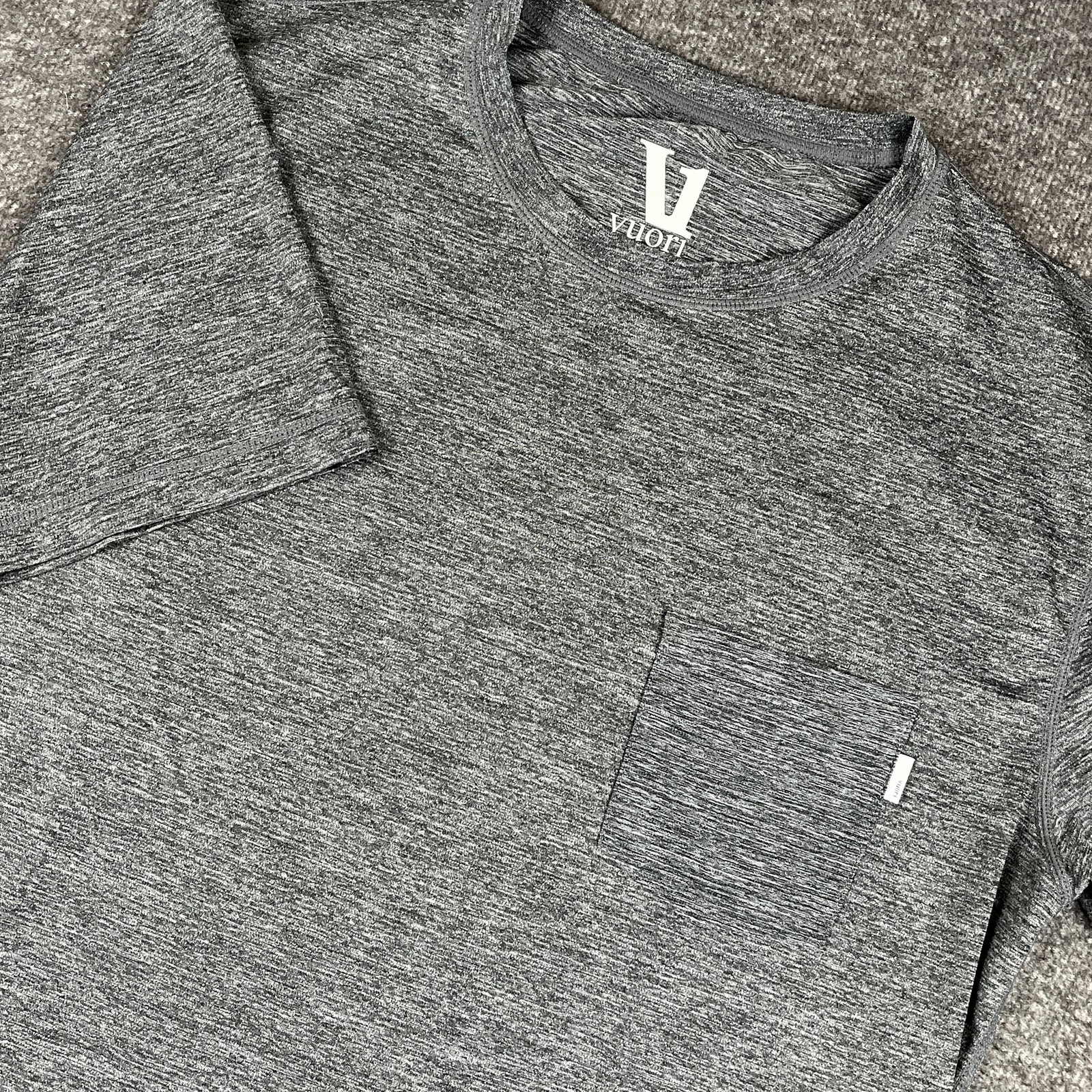 Vuori Shirt Mens Large Gray Short Sleeve Athletic Stretch Pocket Performance Tee gallery
