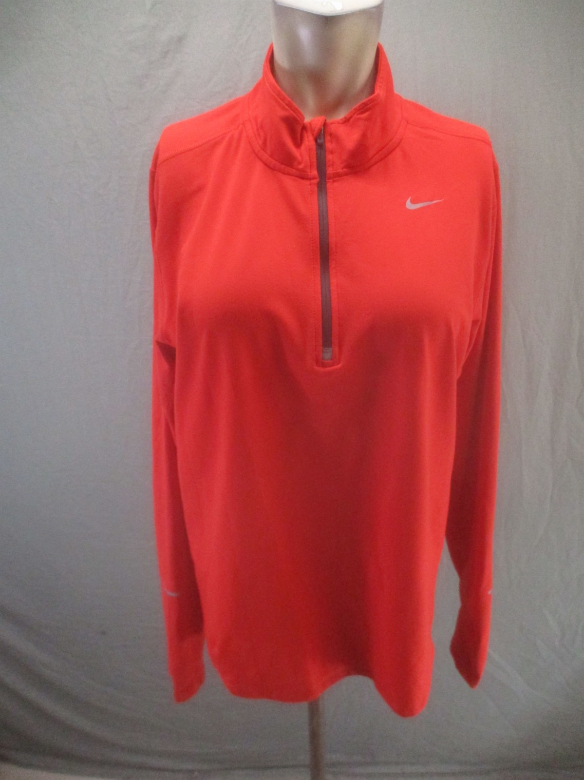 Nike Running Size M Mens Red 1/2 Zip Trumb Hole Stretch Athletic Pull Over 821 gallery