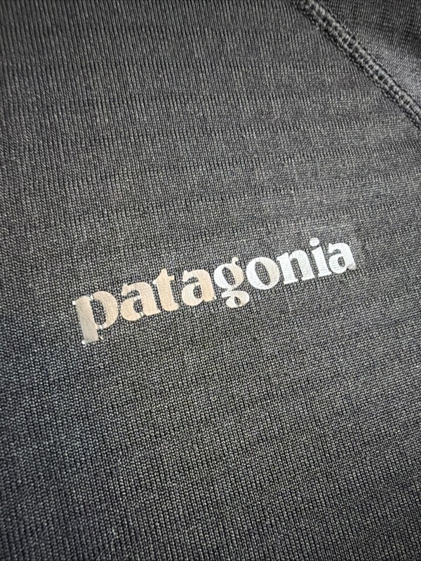 Patagonia Black Mens Large R1 Fleece Midlayer Samuel Adams 1/4 Zip STY 40109 gallery