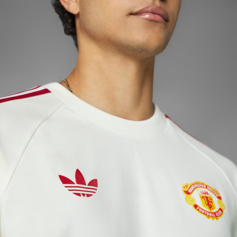 adidas Originals Men Adicolor OG Manchester United Classics 3-Stripes Tee IY0045 gallery