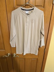 Men’s Gymshark Size Large 3/4 Sleeve Shirt Tan