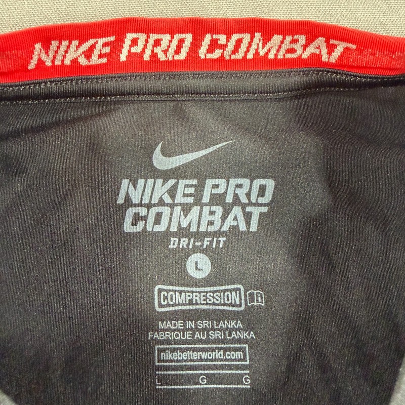 Nike Pro Combat Compression Shirt Mens Large Black Short Sleeve Football Dri Fit gallery
