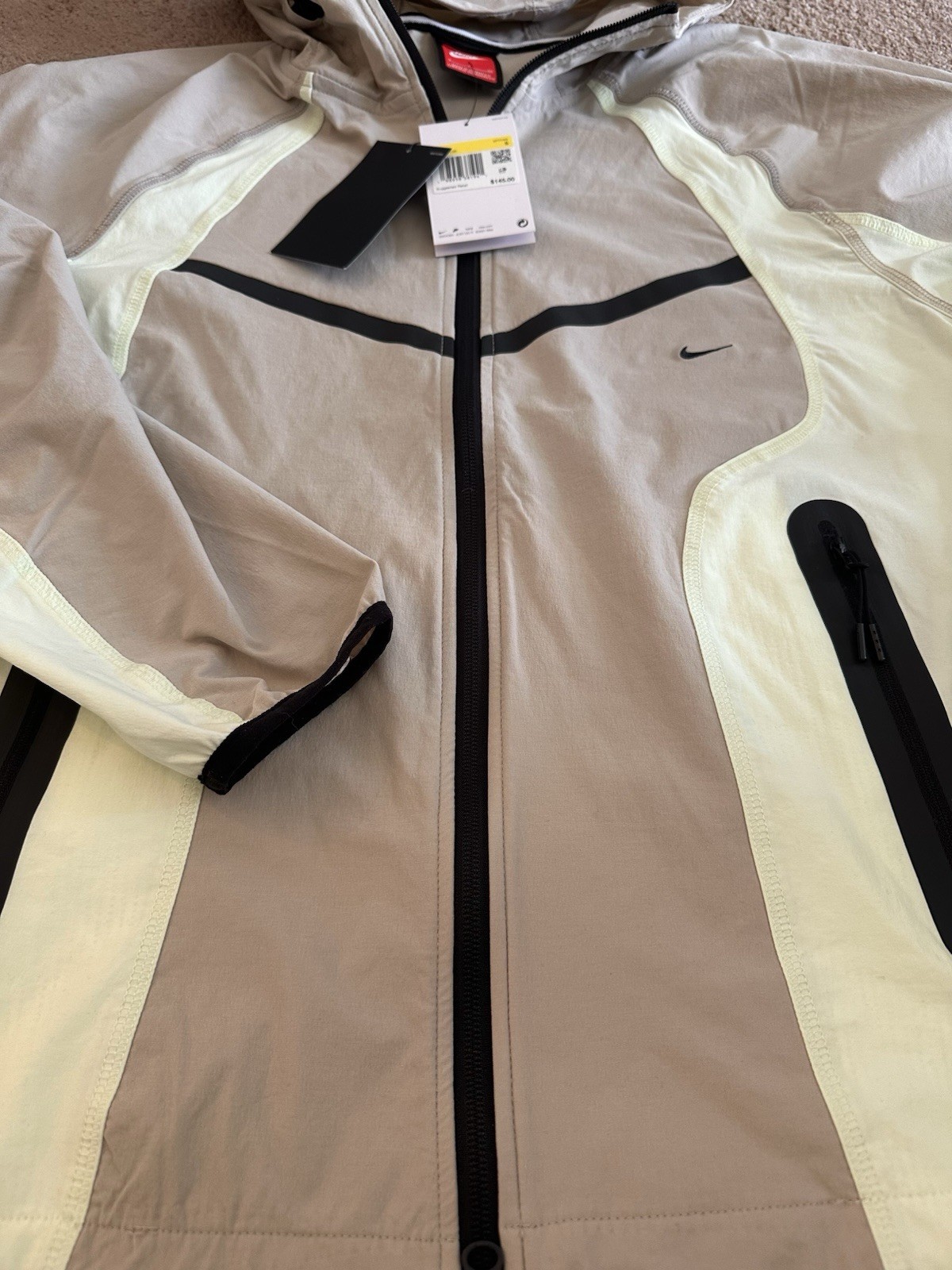 NWT NIKE Dri-Fit Woven Color-Block Windrunner Loose Jacket size S, IU7496-236 gallery
