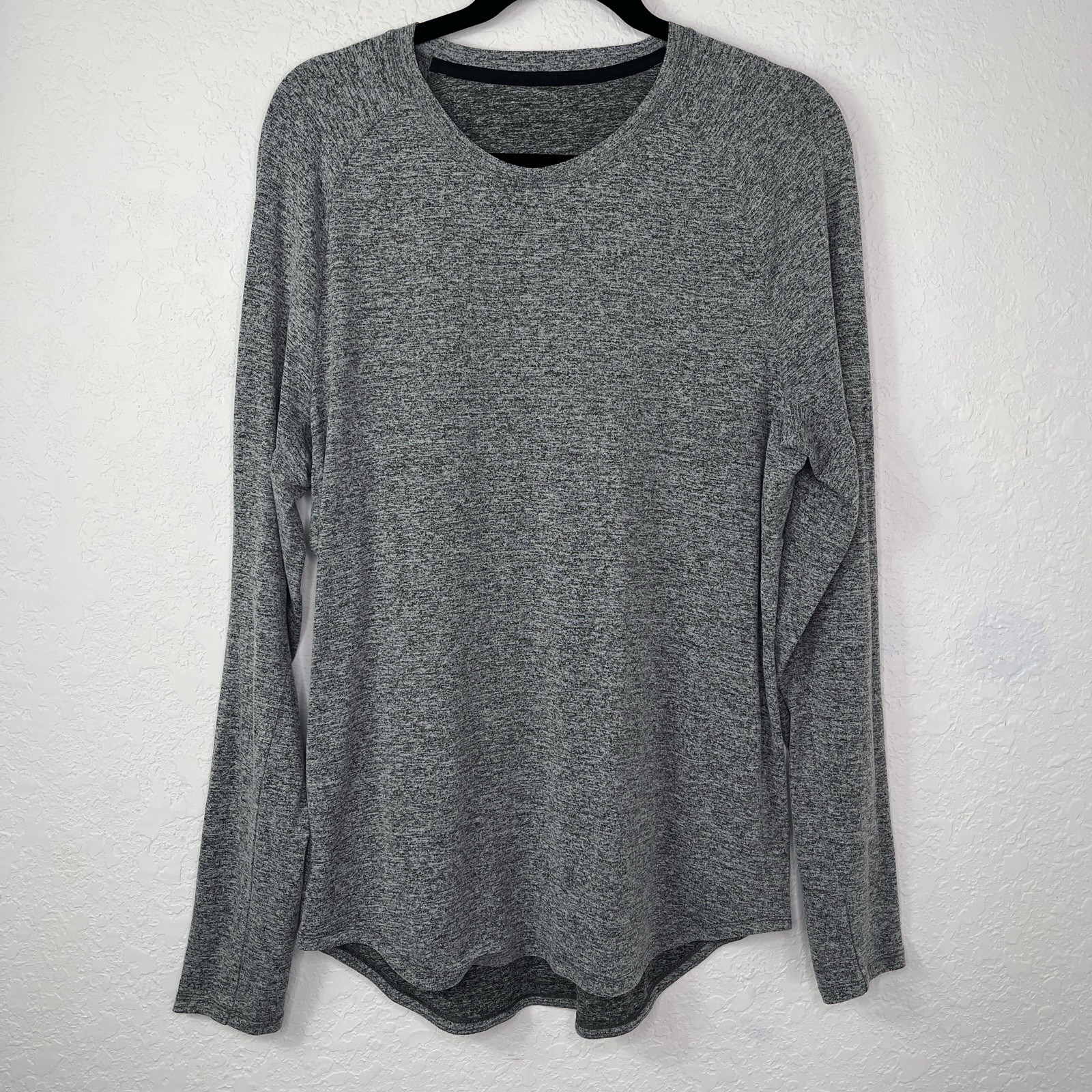 Lululemon Mens Long Sleeve Tee Grey size L(see measurements for sizing) athletic gallery