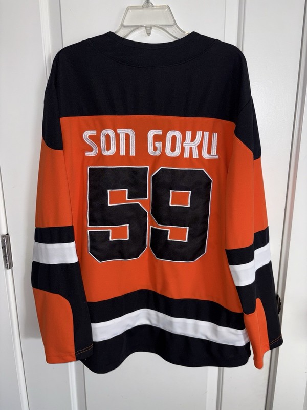 EUC MENS L LG BOX LUNCH DRAGON BALL Z SON GOKU #59 HOCKEY JERSEY TOP ANIME SEWN gallery