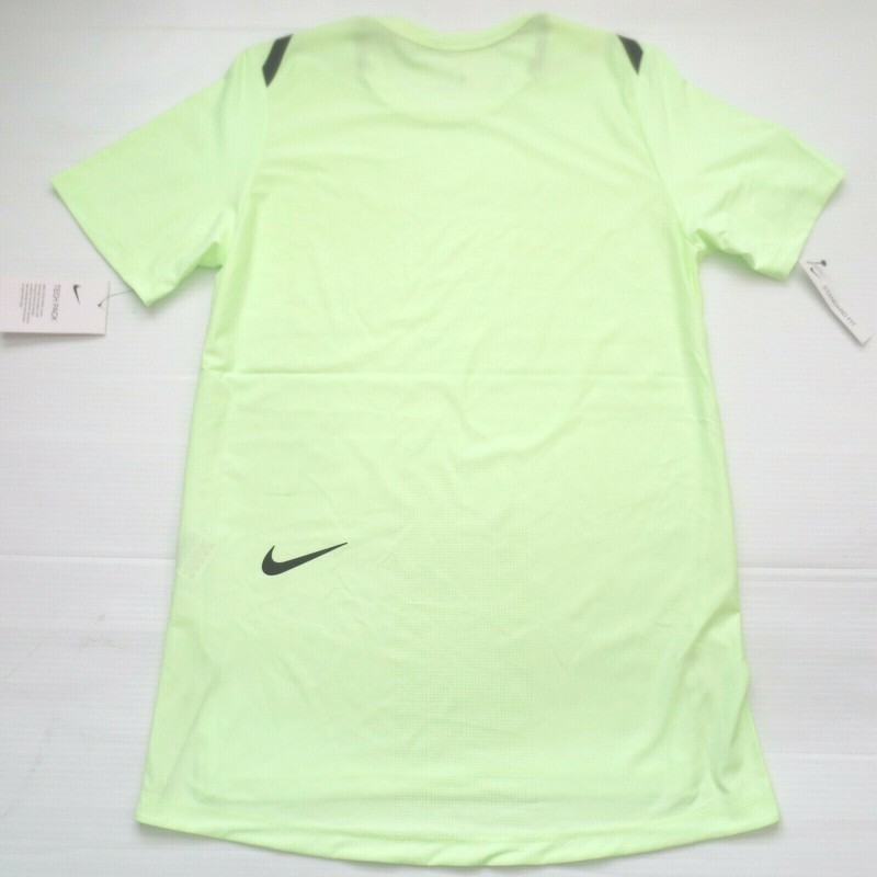 Nike Men Tech Pack Training Shirt - AJ7963 - Barely Volt 701 - Size L - NWT gallery