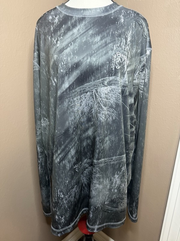 Magellan Outdoors Mens Reversible Realtree Aspect Camo Long Sleeve Shirt XL gallery