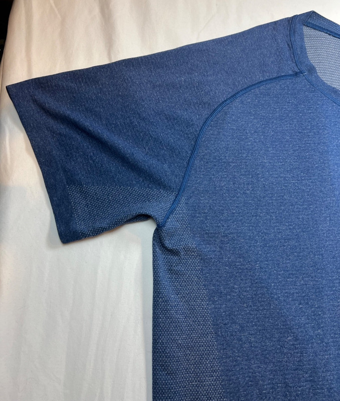 Lululemon Mens XL Metal Vent Tech Short Sleeve Heathered Blue Stretch Sports Gym gallery