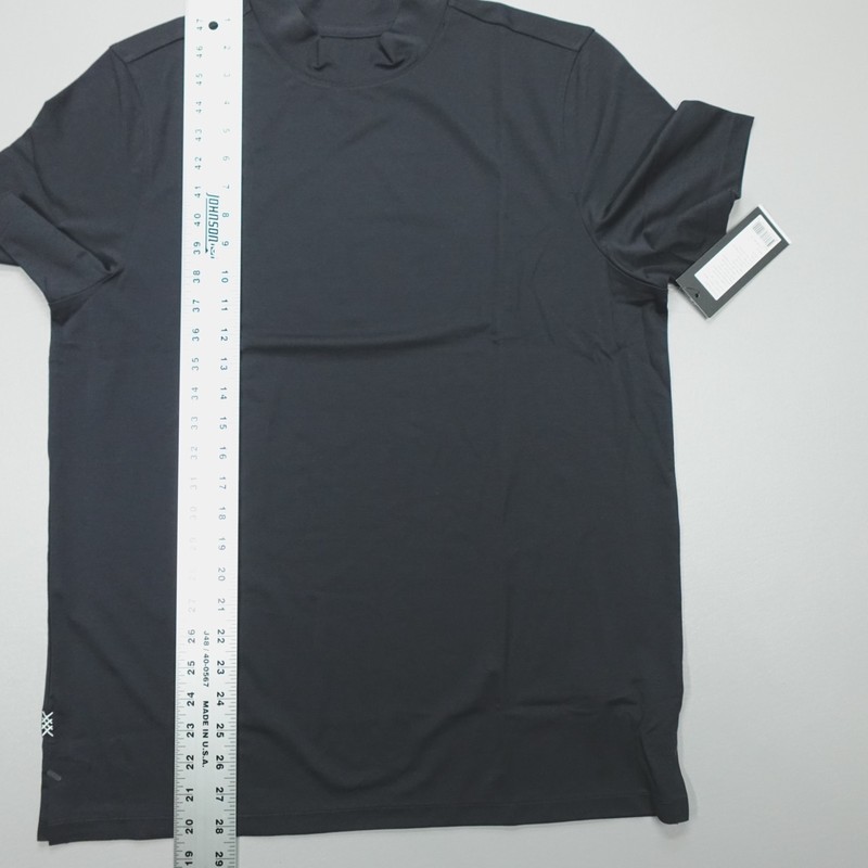 RHONE Elevated Mock Neck SS Modern Performance Tee Men's Size M Slim Fit Black gallery