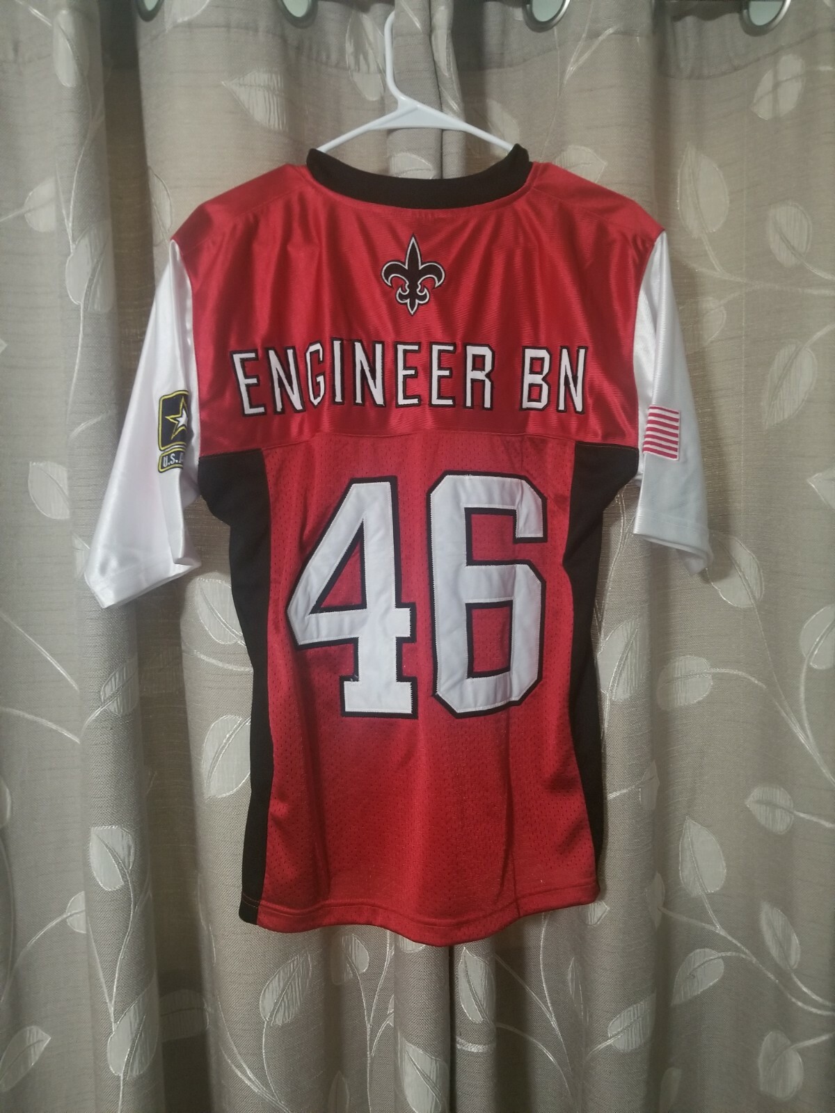 U.S. Army Battlefield Collection 46th army engineer battalion football Jersey M gallery