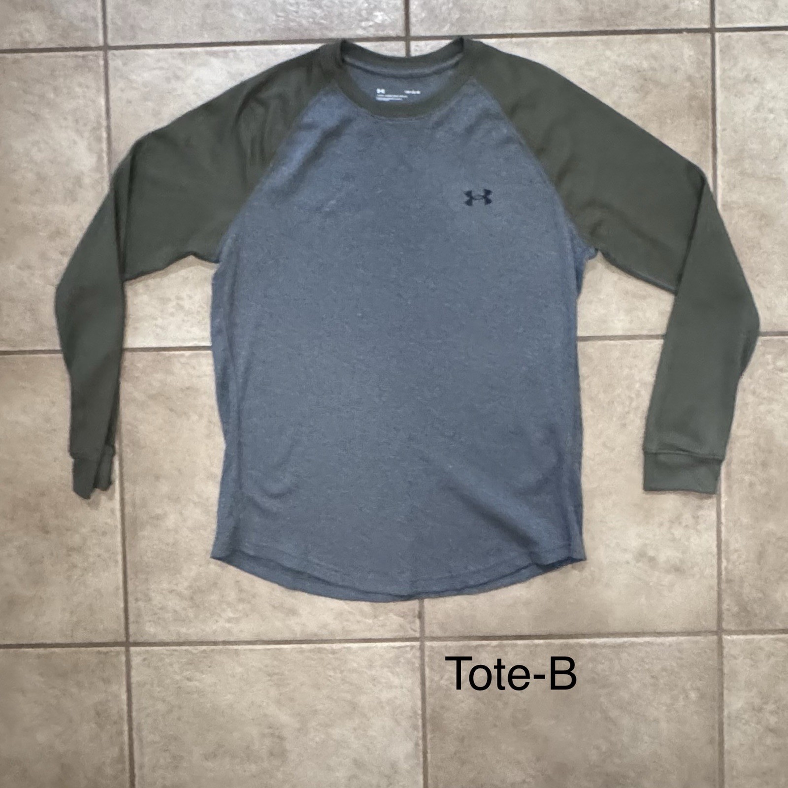 Under Armour UA Waffle Crew Shirt Small Loose Green Long Sleeve Thermal Knit gallery