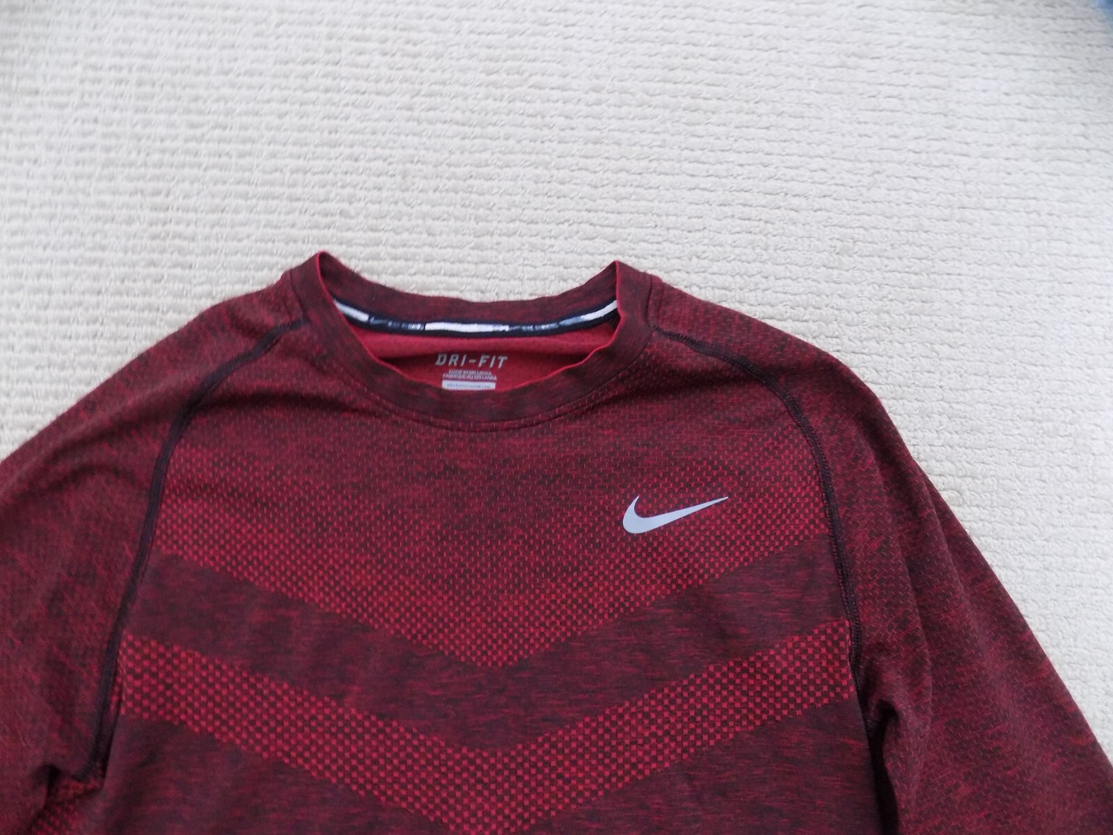 MENS S SMALL NIKE KNIT RUNNING DRI FIT LS T SHIRT TOP RED BLACK HEATHER 642124 gallery