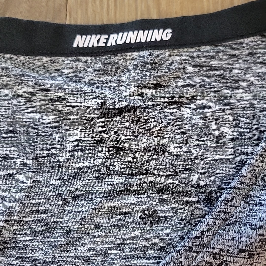 Men Small Gray Nike Dri-Fit Running CZ9179 Move To Zero Reflective Tank Top New gallery