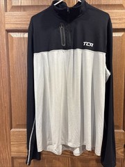 Men’s TCA Black & Gray Long Sleeved 1/4 Zip Pullover W/Thumb Holes, XXL