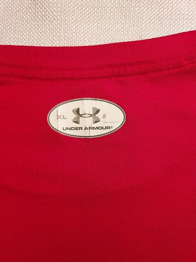 Under Armor Red Fitted Long sleeve, Tshirt, heat gear, stay cool and dry, XL gallery