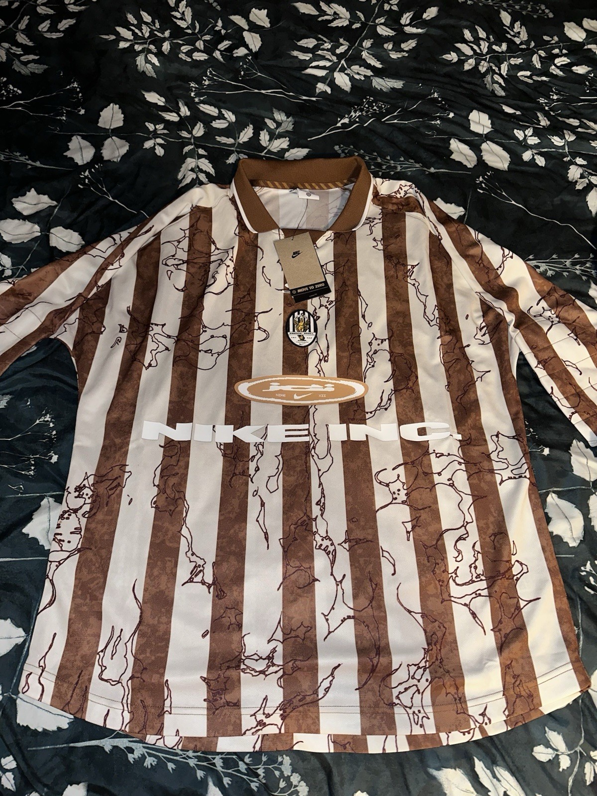 Nike INC Air LS Victory Soccer Jersey Light Brown Striped (IB9007-281) Sz M gallery