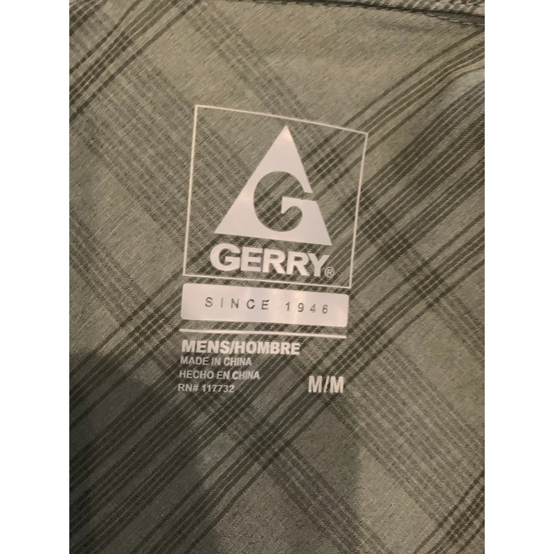 90% Polyester 10% Spandex x Medium x Gerry Hiking Shirt gallery