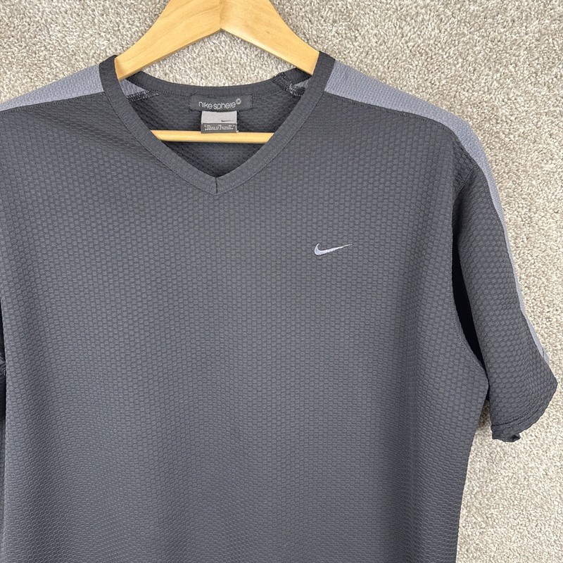 Nike Sphere Men's Gray Black Short Sleeve Athletic Shirt Size XL gallery