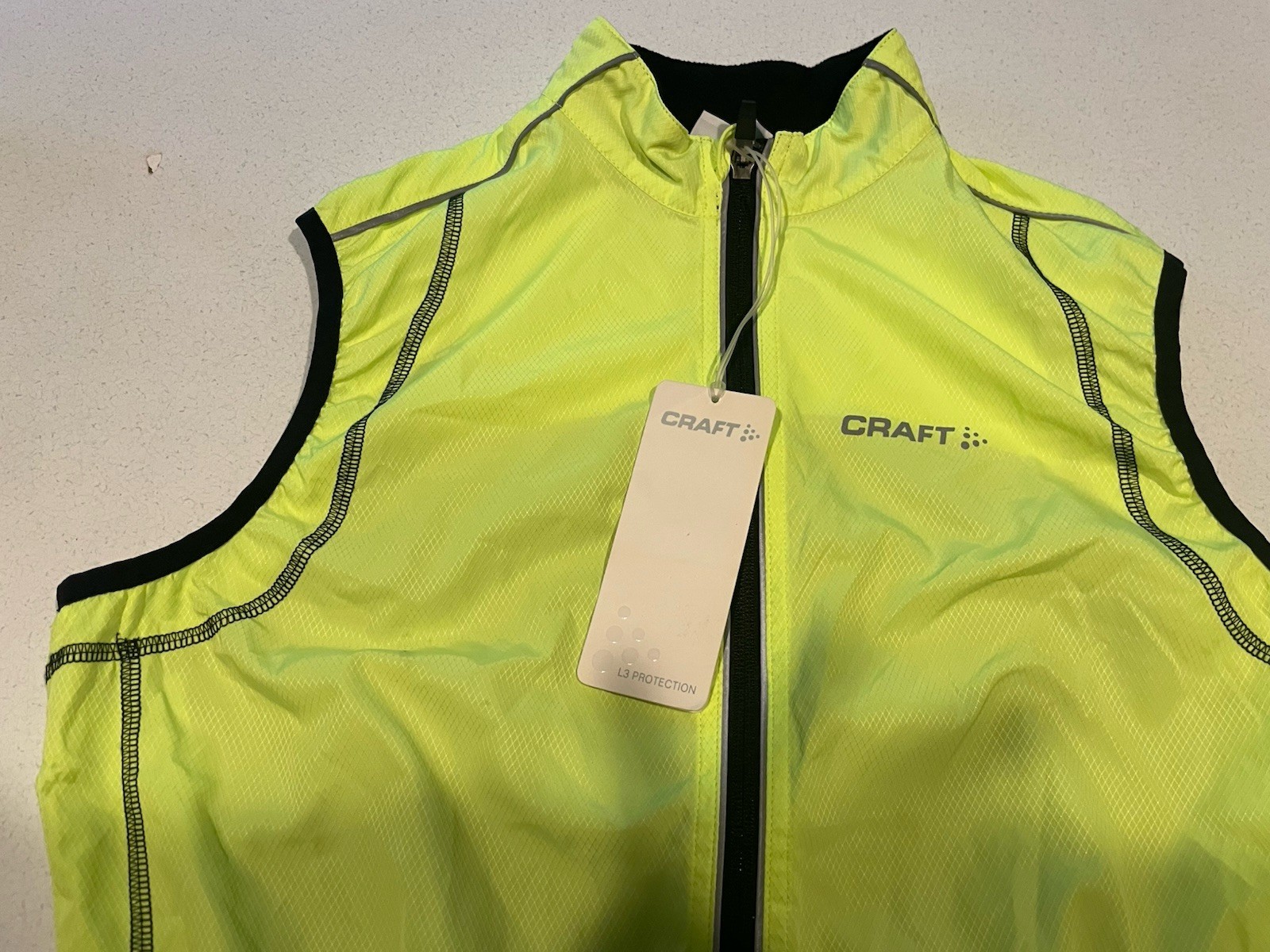 CRAFT Protector Light Wind Vest - size Womens Large gallery
