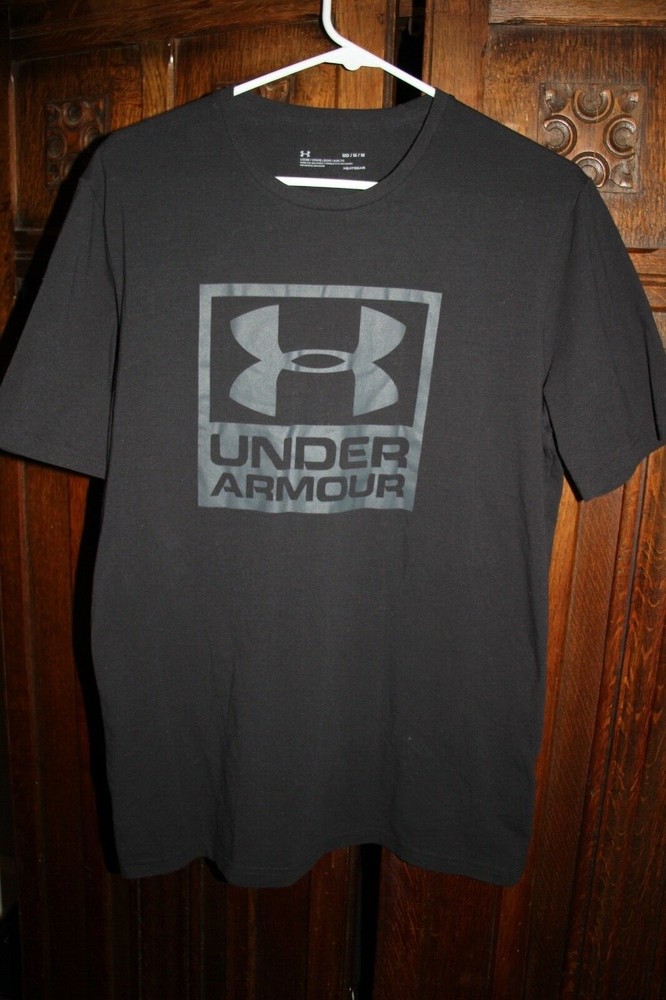 Under Armour heat gear graphic t shirt men's M gray black logo