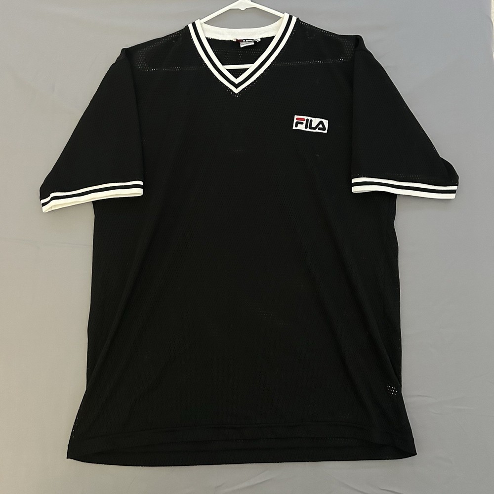 Vintage FILA V Neck T Shirt Mens Black White Ringer Spellout Logo Y2K Streetwear