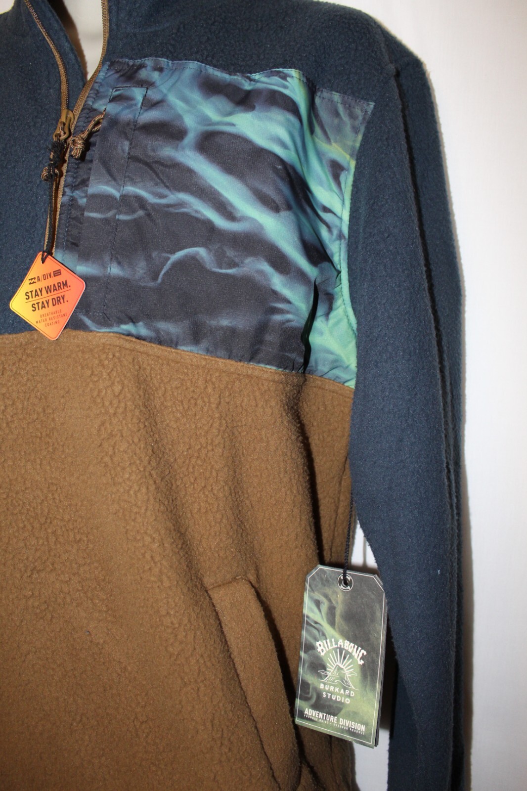 mens billabong 1/4 zip sherpa pullover M nwt $89.95 warm and dry gallery