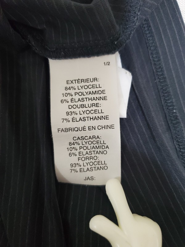 Vuori Mens Shirt Gray Linear Tech Performance Tee Pocket Stretch M gallery