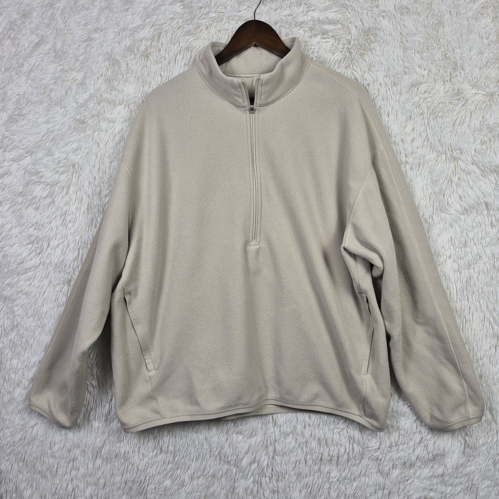 Lululemon Mens XL Cream Oversized-Fit Fleece Size Large Black 1/2 Zip LM3DTCS gallery