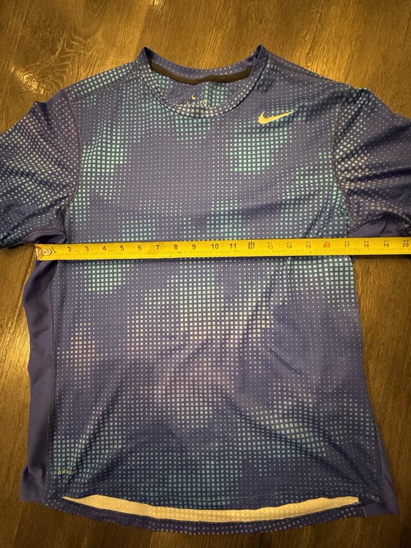 NIKE DRI-FIT SUBLIMATED MEN'S RUNNING SHIRT SIZE Medium Blue Short Sleeve gallery
