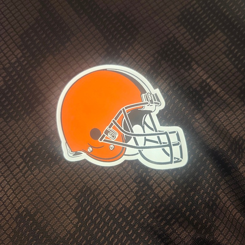 Cleveland Browns NFL Team Apparel Quarter Zip Long Sleeve Pullover Men's XL gallery