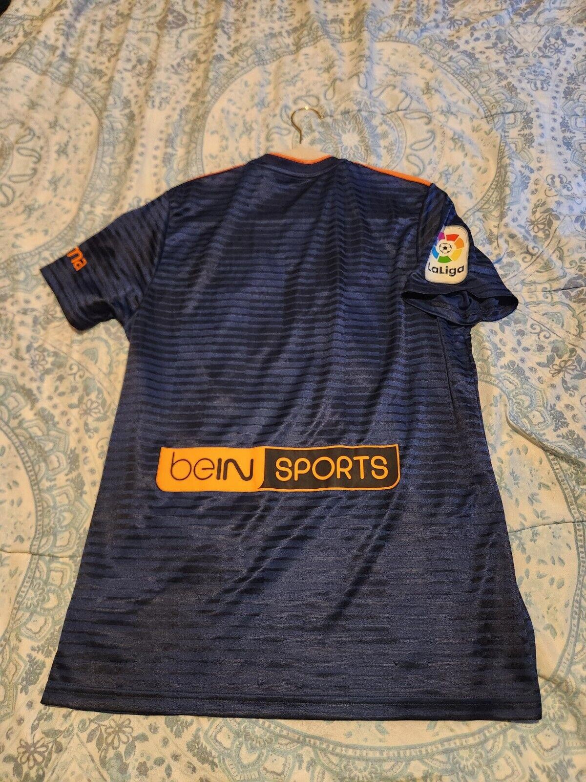 Valencia CF 2018/2019 Spain Away Soccer Jersey Size M gallery