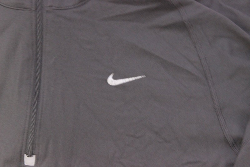 Nike Fit Dry 1/4 Zip Pullover Top Men's Size M Gray Athleisure Activewear Sports gallery