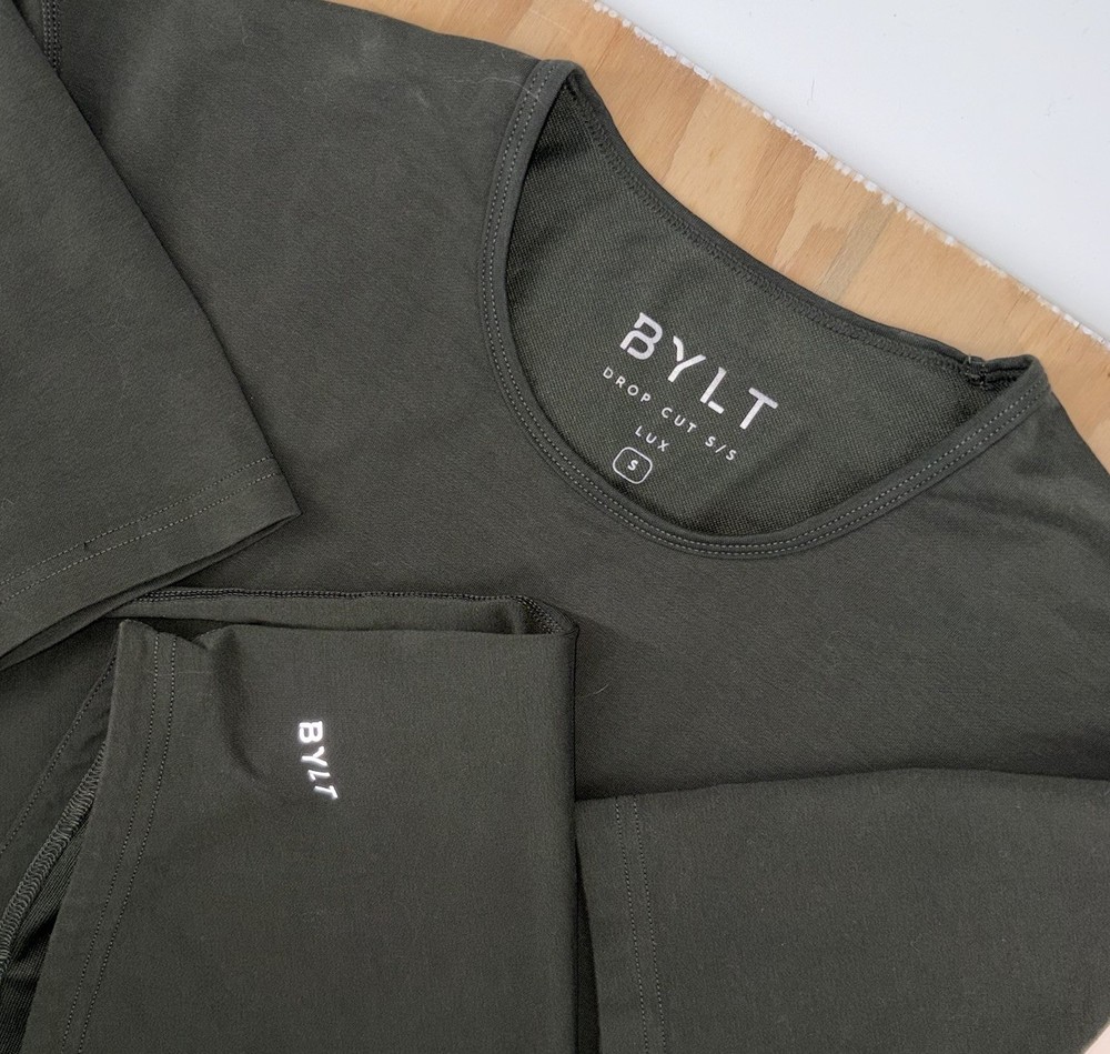 BYLT Shirt Drop Cut Premium Basics Performance T-Shirt Mens Army Green Small