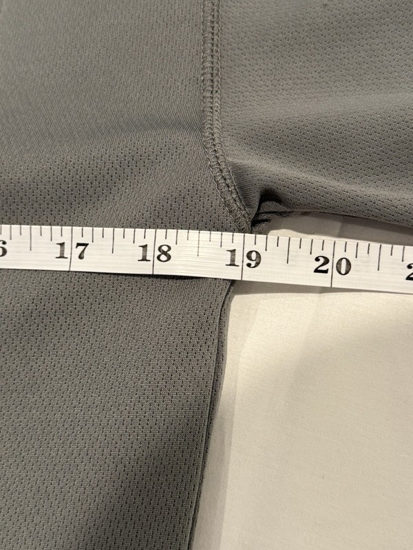 SCOTTeVEST TEC Performance Pullover Mens S Gray 1/4 Zip Hidden Pockets gallery