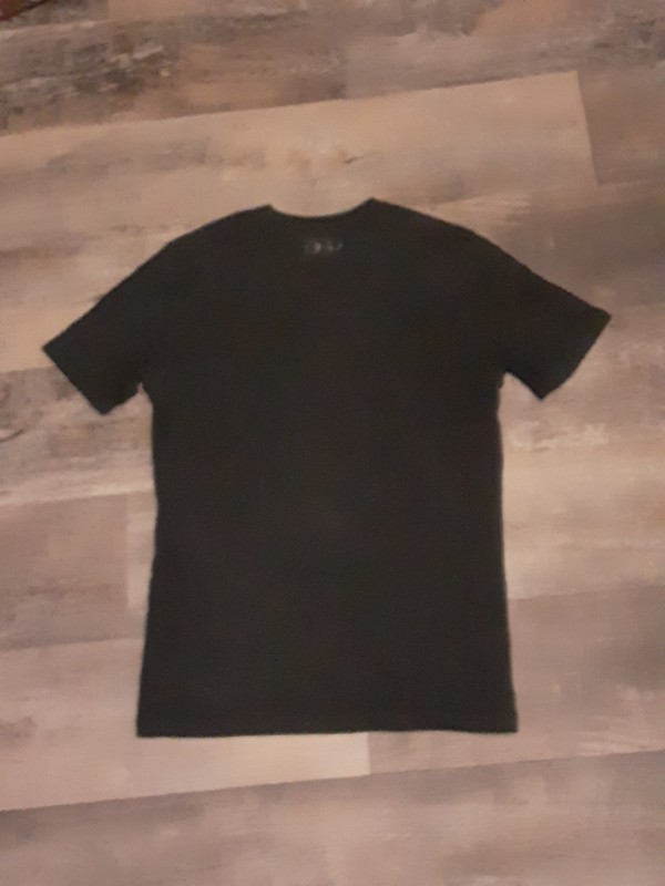 Black And Gray Under Armour Men's T-Shirt. Men's Size Small. gallery