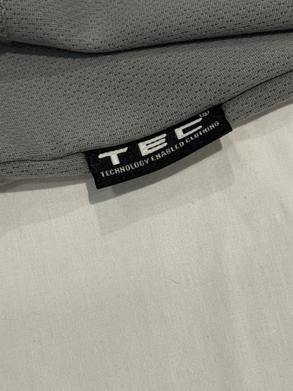 SCOTTeVEST TEC Performance Pullover Mens S Gray 1/4 Zip Hidden Pockets gallery
