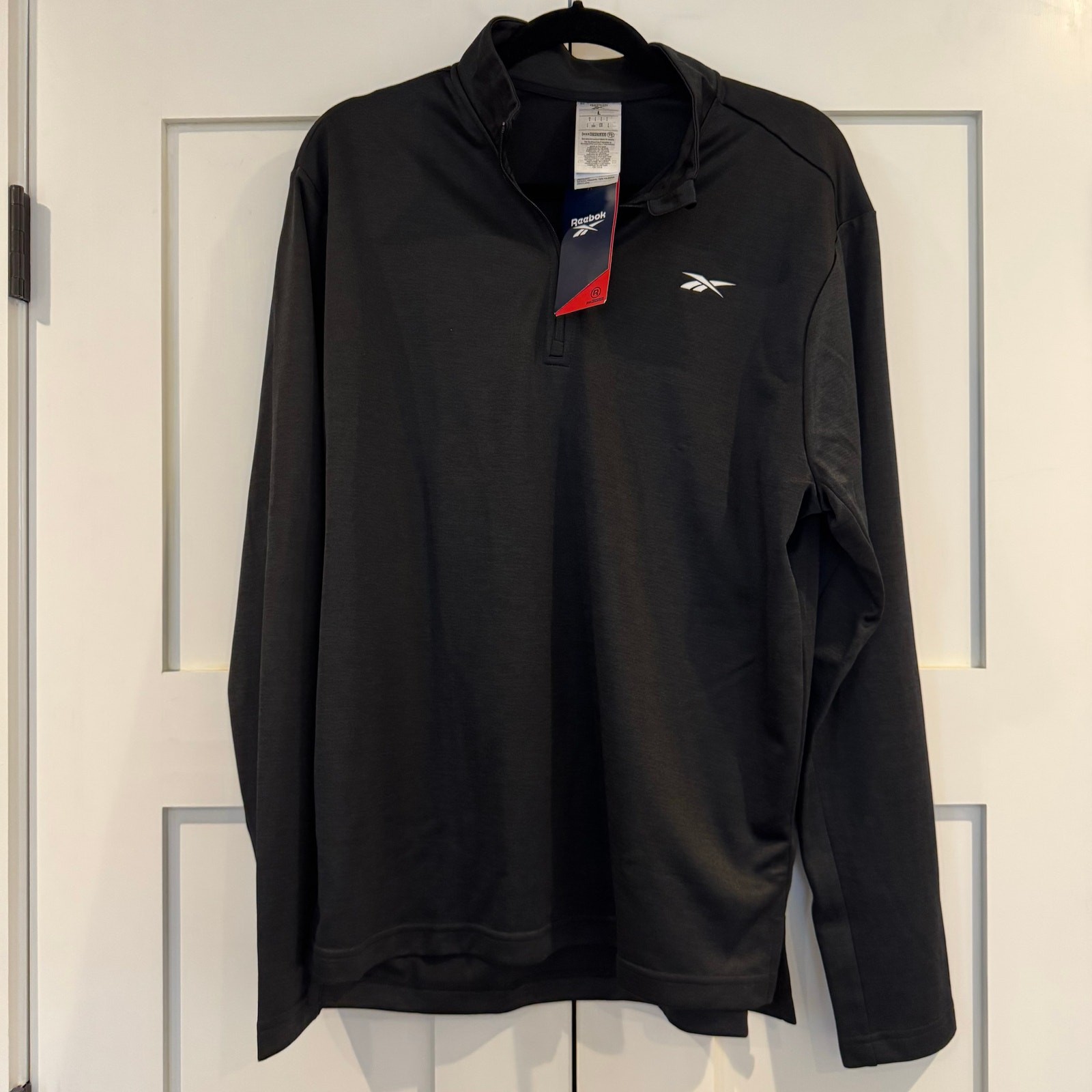 Reebok Men's Black Quarter Zip Up Pullover Size Large NEW Athletic Athleisure gallery