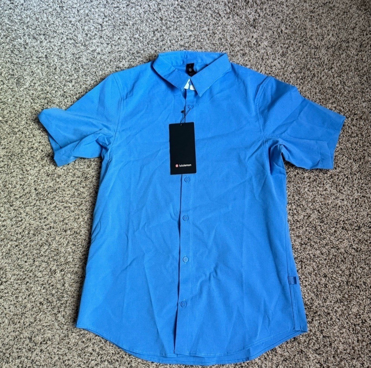 Lululemon Airing Easy Short Sleeve Shirt Size Small gallery