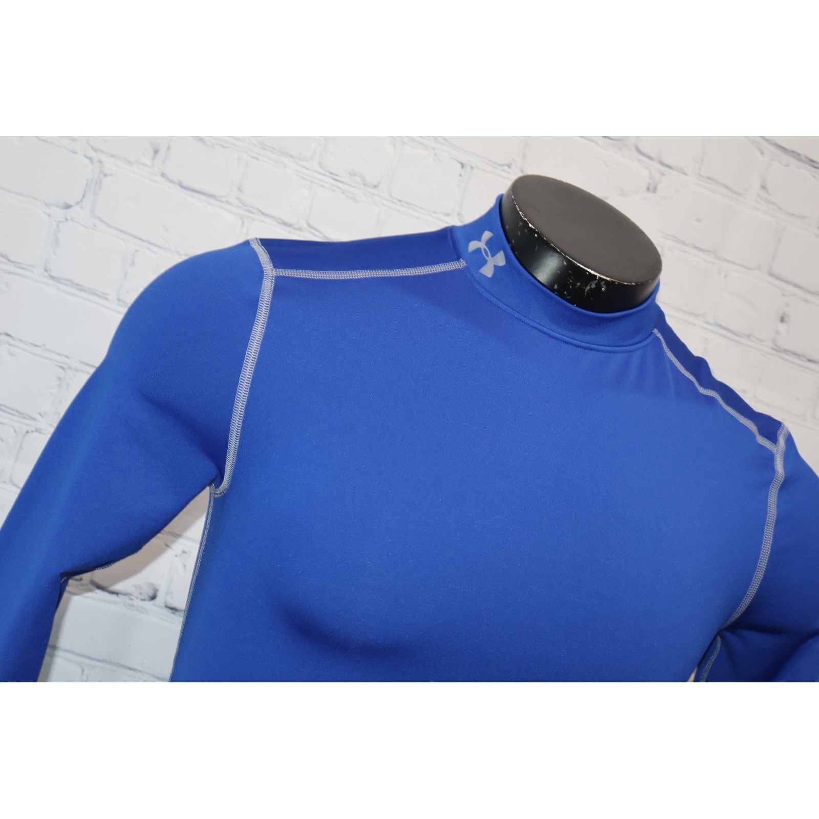 Under Armour ColdGear Compression Mens Medium Blue Mock Turtle Neck Shirt gallery