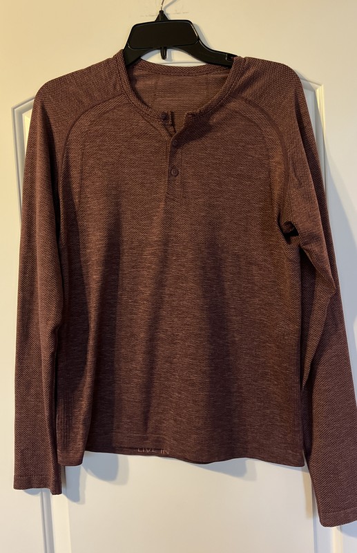 LULULEMON Metal Vent Tech Top Quarter Button Long Sleeve Men’s SMALL Multi NWOT gallery