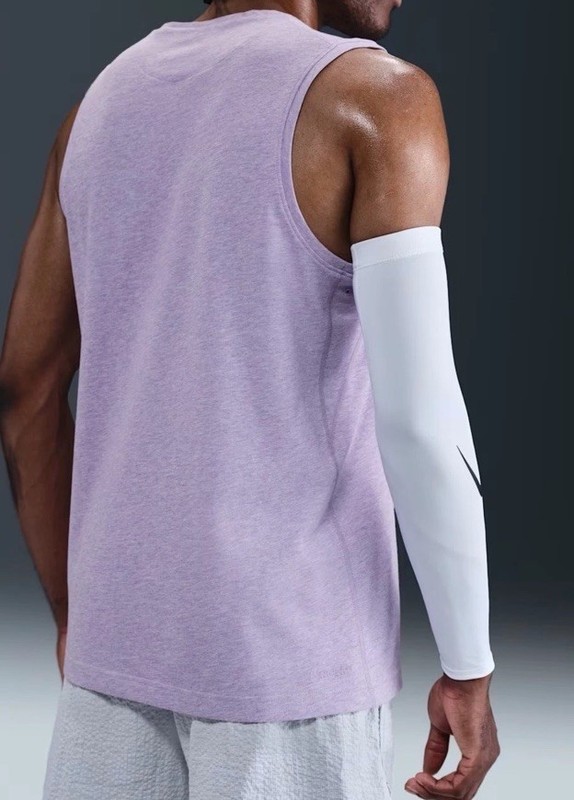 $55 NWT Men's Nike Primary Dri-FIT Versatile Tank Size Small gallery