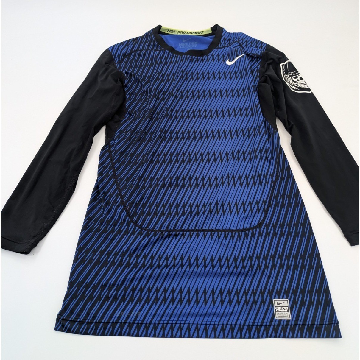 The Nike Pro Combat Compression Shirt XL Black Blue Dri-FIT Skull Graphic gallery