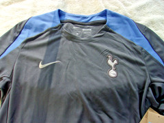 NWT Nike dri fit T, gray, Tottenham Hotspur, men’s M (slim fit), poly.