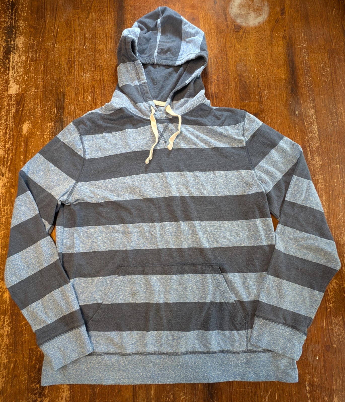 Urban Pipeline Pullover XL Hooded Shirt Casual Preppy Alternative Layering Used gallery