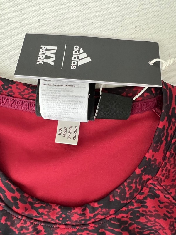 Adidas x Ivy Park HI1952 Haut Snakeskin Print Baselayer Cherry Wood ( M ) gallery