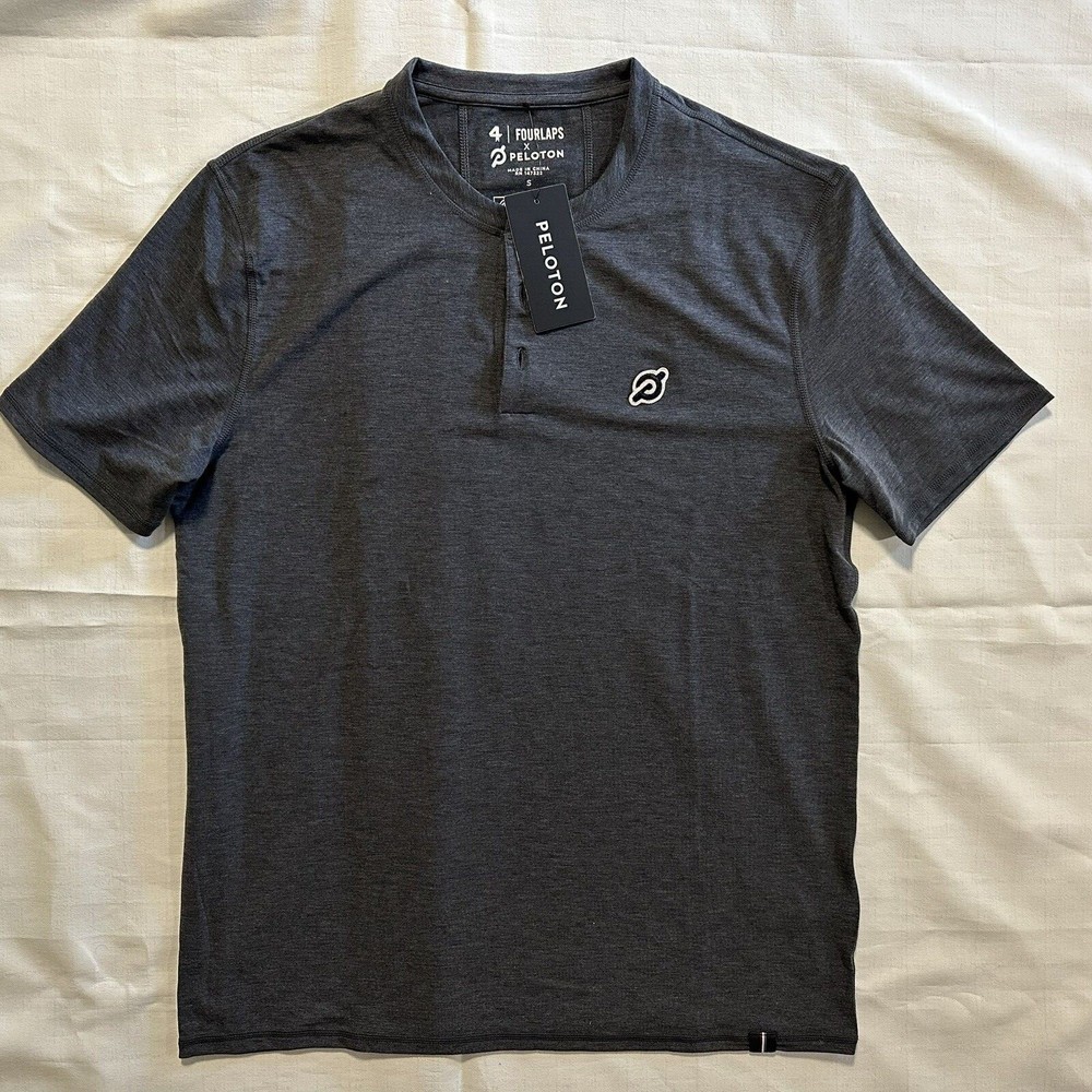 Fourlaps Peloton Radius Henley FA221 Athletic Tee Small Black/Gray RE-UP